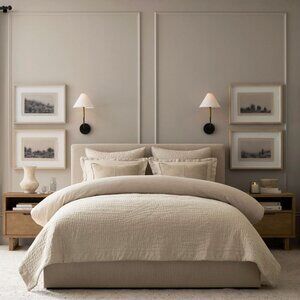 Pottery Barn Belgian Flax Linen Handcrafted Quilt, King/Cal. King in Flax Color